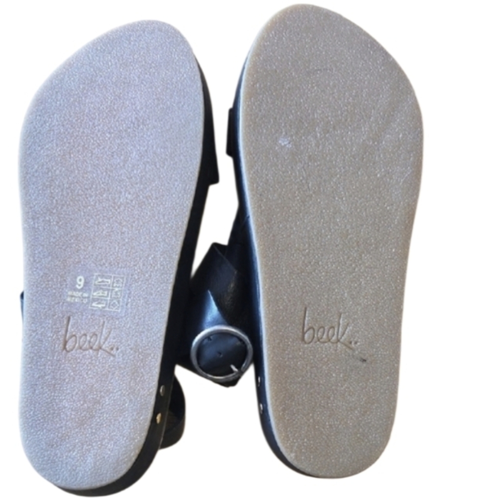 Beek Black Leather Platform T-Strap Sandal with Buckle - Picture 5 of 9